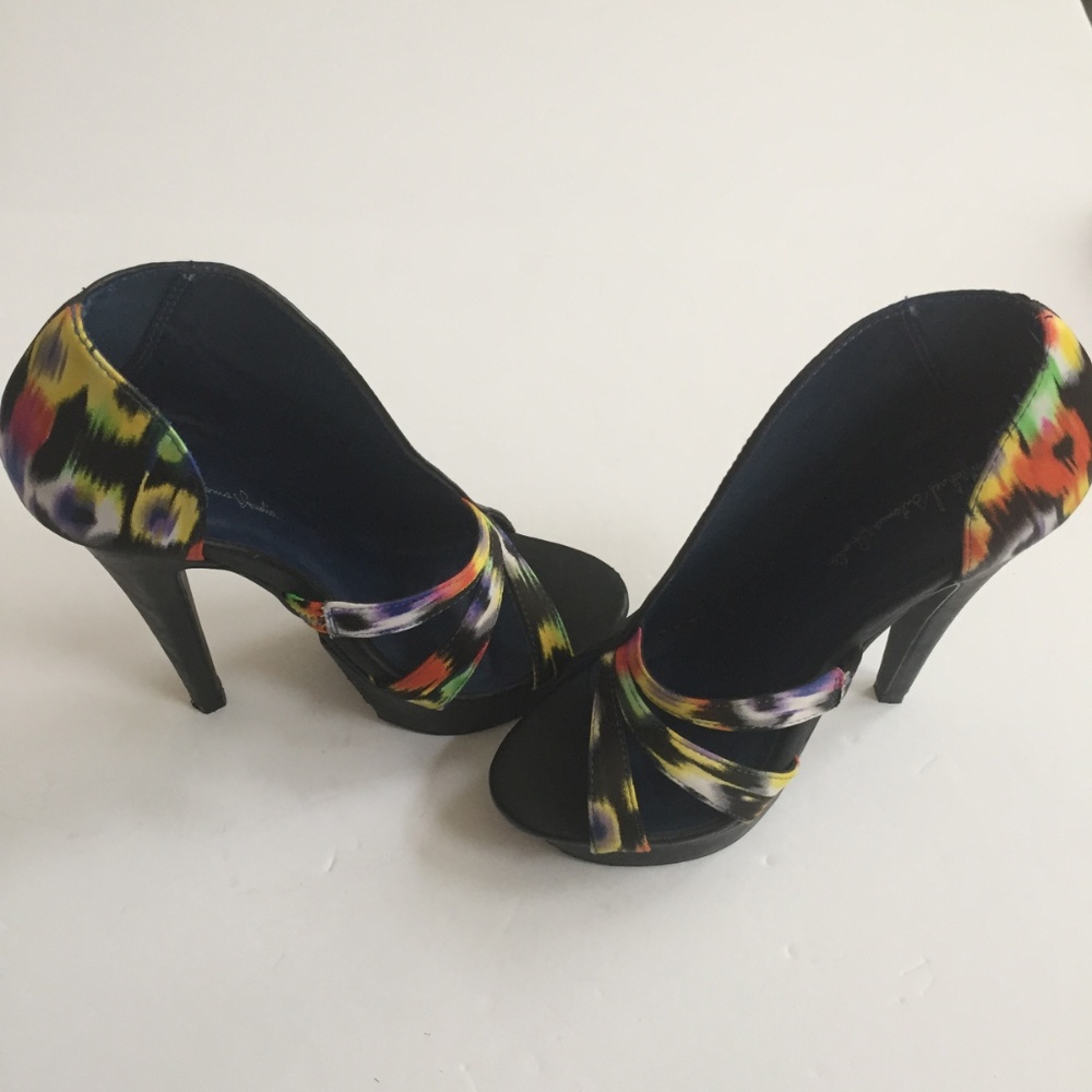 Michael Antonio Studio Two Look Heels Size 7 - Picture 3 of 5